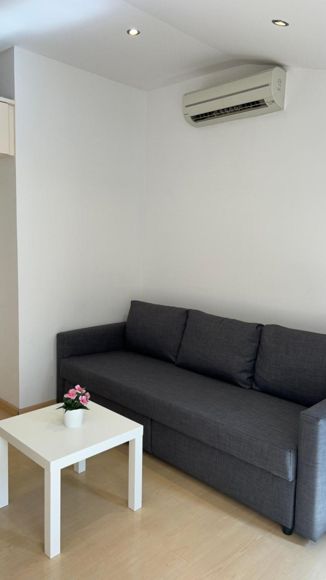 Apartament Se Centrico Con Terraza Terrassa Zewnętrze zdjęcie